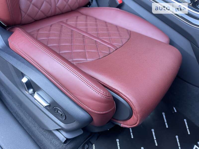Внедорожник / Кроссовер Audi SQ8 2022 в Киеве