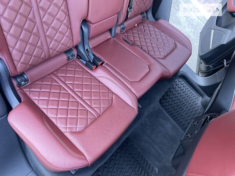 Внедорожник / Кроссовер Audi SQ8 2022 в Киеве
