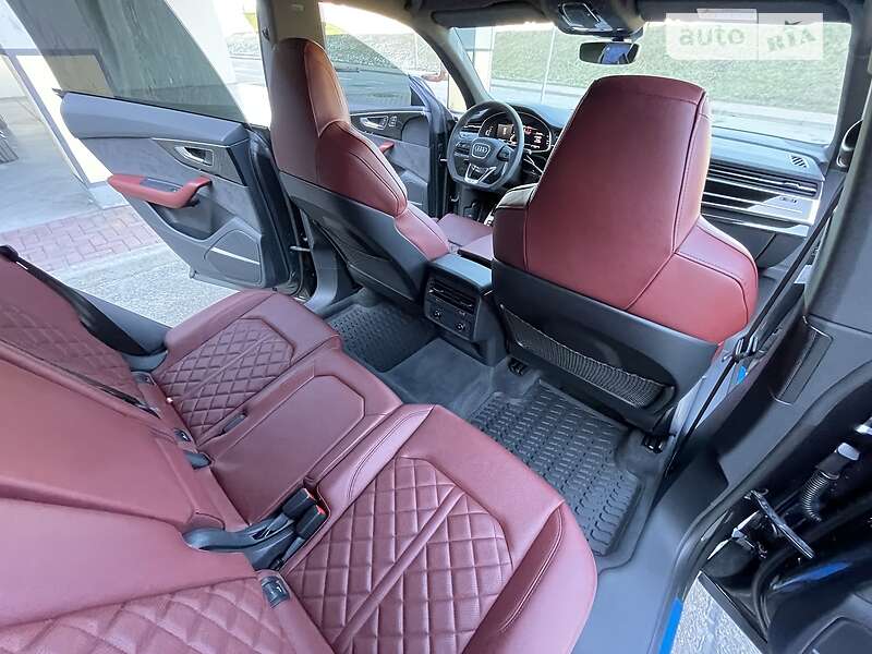 Внедорожник / Кроссовер Audi SQ8 2022 в Киеве