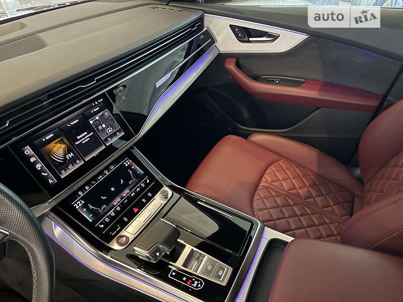 Позашляховик / Кросовер Audi SQ8 2021 в Києві
