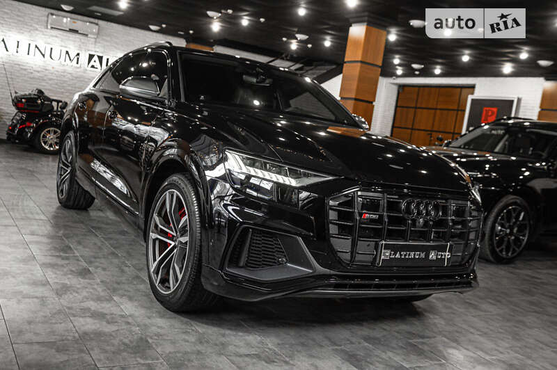 Внедорожник / Кроссовер Audi SQ8 2020 в Ужгороде