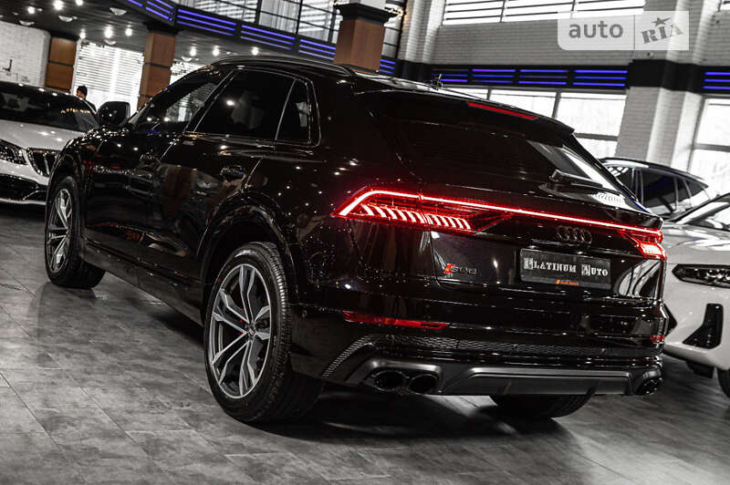 Внедорожник / Кроссовер Audi SQ8 2020 в Ужгороде
