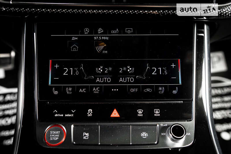 Внедорожник / Кроссовер Audi SQ8 2020 в Ужгороде