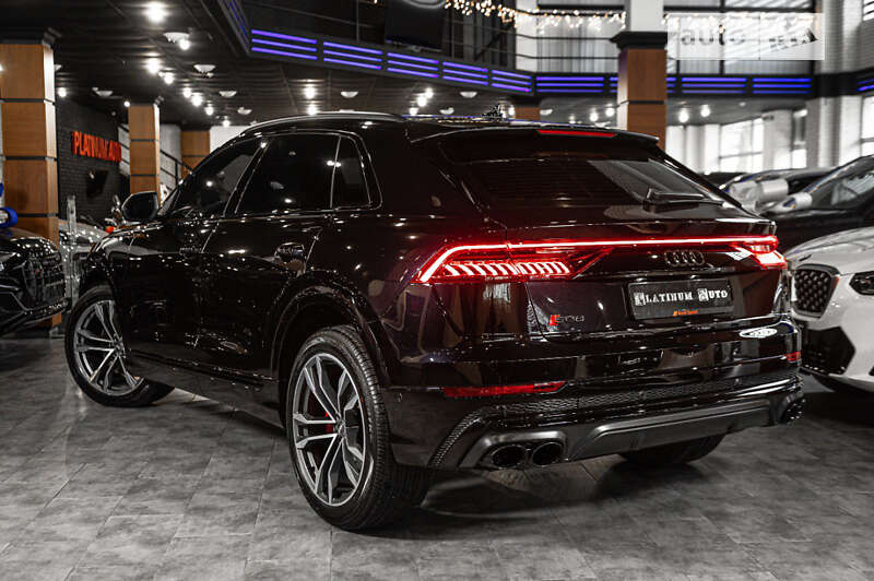 Внедорожник / Кроссовер Audi SQ8 2020 в Ужгороде