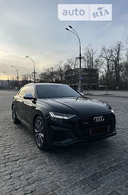 Позашляховик / Кросовер Audi SQ8 2020 в Києві
