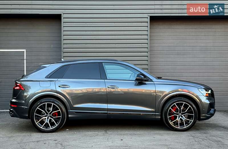 Внедорожник / Кроссовер Audi SQ8 2020 в Киеве