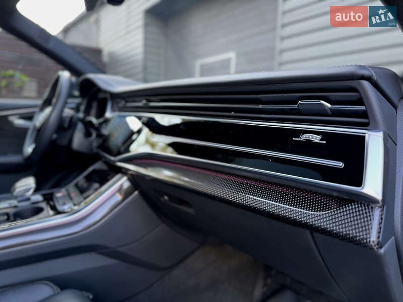 Внедорожник / Кроссовер Audi SQ8 2020 в Киеве