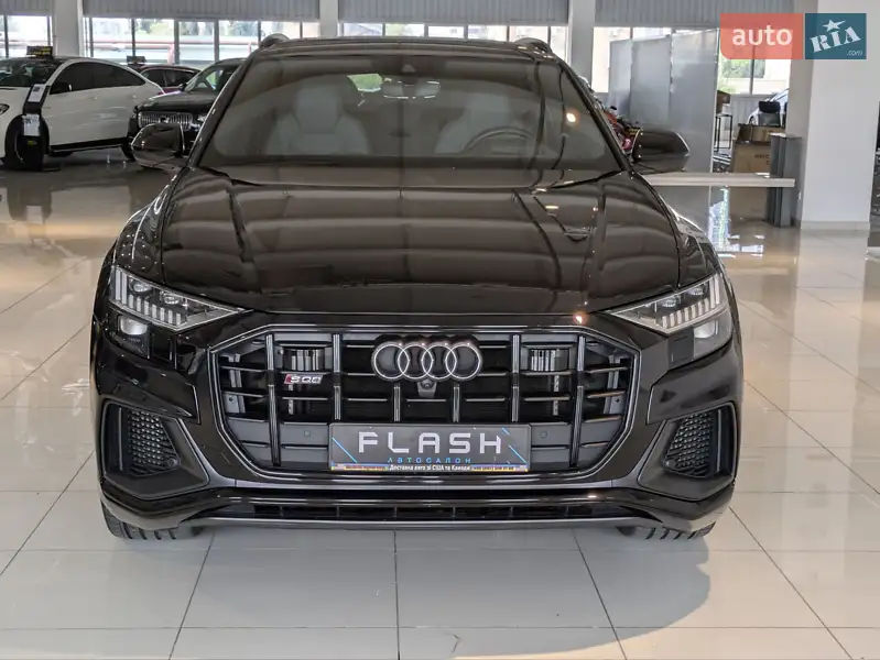 Внедорожник / Кроссовер Audi SQ8 2021 в 