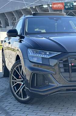 Внедорожник / Кроссовер Audi SQ8 2019 в 