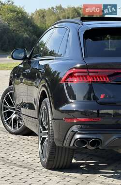 Внедорожник / Кроссовер Audi SQ8 2019 в 