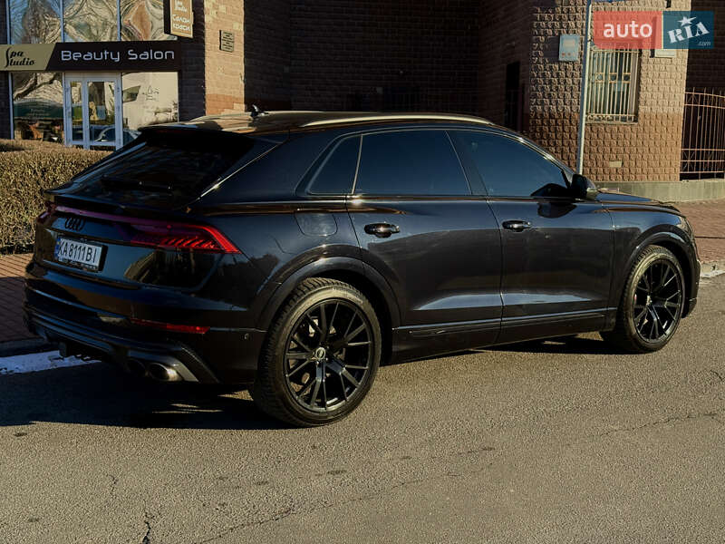 Внедорожник / Кроссовер Audi SQ8 2020 в Киеве