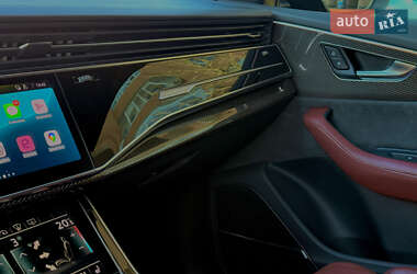 Внедорожник / Кроссовер Audi SQ8 2020 в 