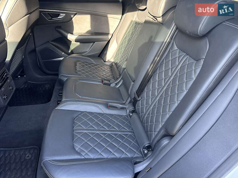 Позашляховик / Кросовер Audi SQ8 2022 в Києві