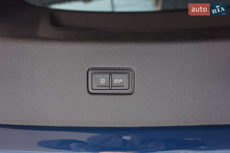 Позашляховик / Кросовер Audi SQ8 2024 в Одесі