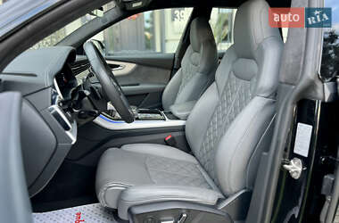 Позашляховик / Кросовер Audi SQ8 2021 в 