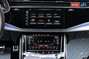 Позашляховик / Кросовер Audi SQ8 2021 в 