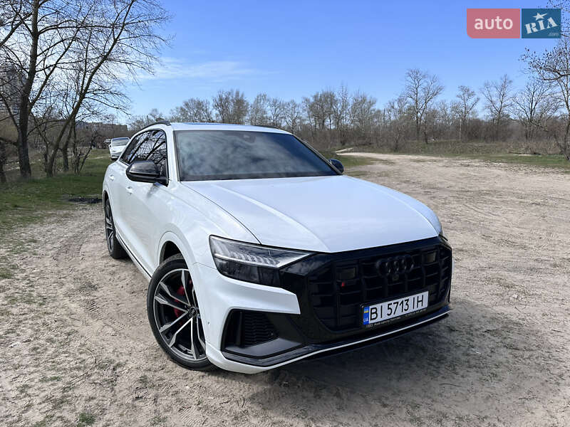 Позашляховик / Кросовер Audi SQ8 2022 в 