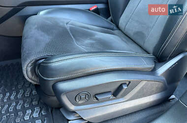 Внедорожник / Кроссовер Audi SQ8 2020 в 