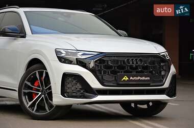 Позашляховик / Кросовер Audi SQ8 2024 в 