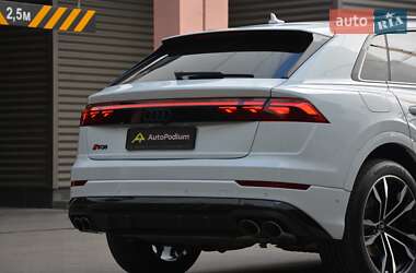 Позашляховик / Кросовер Audi SQ8 2024 в 