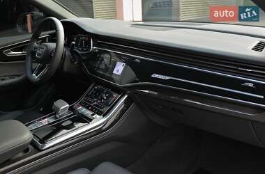 Позашляховик / Кросовер Audi SQ8 2024 в 