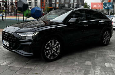 Внедорожник / Кроссовер Audi SQ8 2021 в 