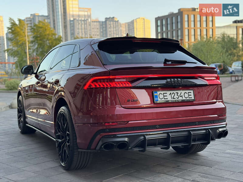Позашляховик / Кросовер Audi SQ8 2021 в Києві