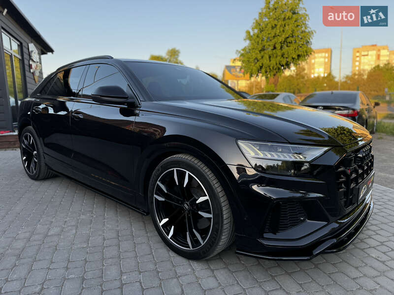 Позашляховик / Кросовер Audi SQ8 2020 в Вінниці