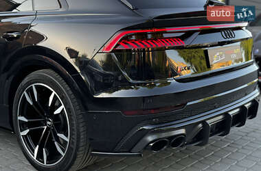 Позашляховик / Кросовер Audi SQ8 2020 в 