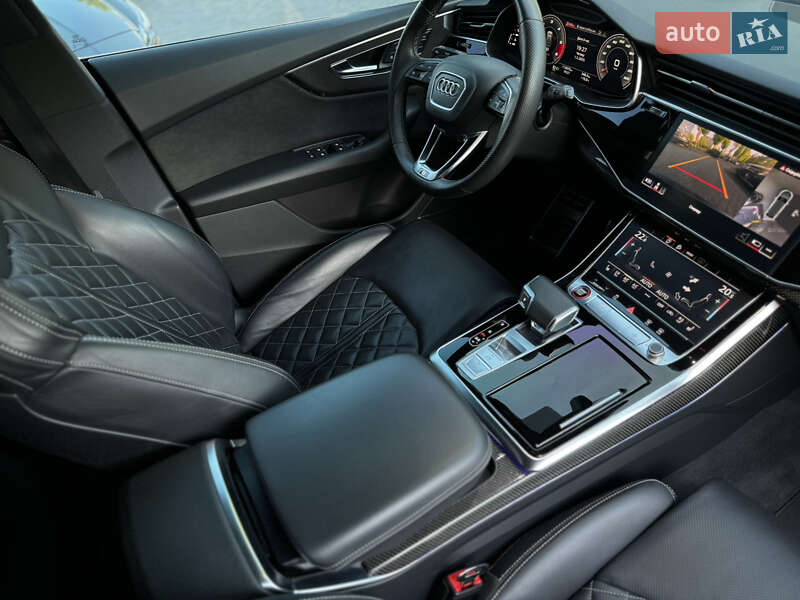 Позашляховик / Кросовер Audi SQ8 2020 в Вінниці