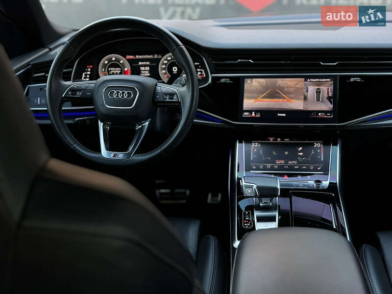 Позашляховик / Кросовер Audi SQ8 2020 в Вінниці