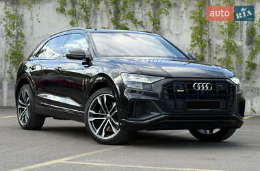 Внедорожник / Кроссовер Audi SQ8 2019 в 