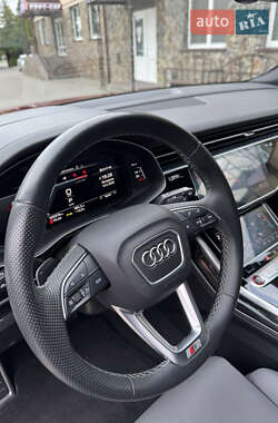 Внедорожник / Кроссовер Audi SQ8 2020 в 