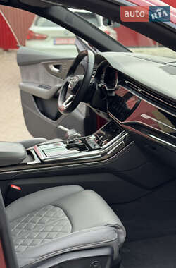 Внедорожник / Кроссовер Audi SQ8 2020 в 