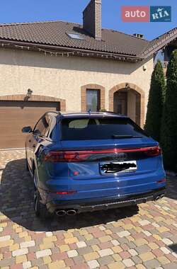 Внедорожник / Кроссовер Audi SQ8 2024 в 