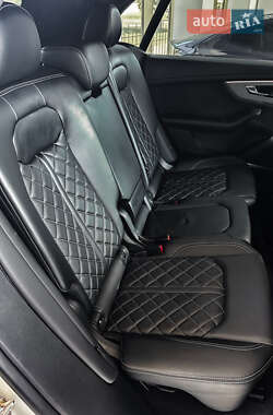 Внедорожник / Кроссовер Audi SQ8 2020 в 