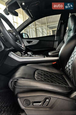 Внедорожник / Кроссовер Audi SQ8 2020 в 