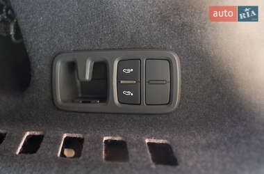 Внедорожник / Кроссовер Audi SQ8 2023 в 