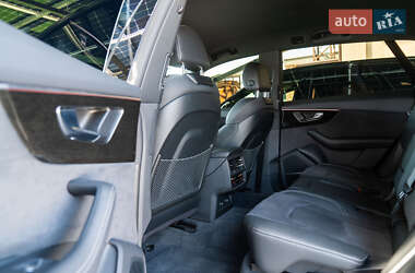 Внедорожник / Кроссовер Audi SQ8 2023 в 