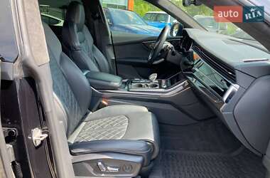 Внедорожник / Кроссовер Audi SQ8 2020 в 