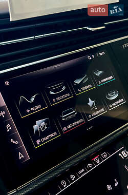 Внедорожник / Кроссовер Audi SQ8 2020 в 