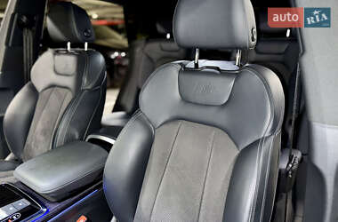 Внедорожник / Кроссовер Audi SQ8 2021 в 