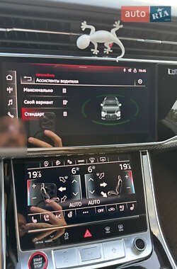 Внедорожник / Кроссовер Audi SQ8 2021 в 