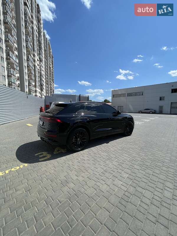 Внедорожник / Кроссовер Audi SQ8 2024 в Кривом Роге