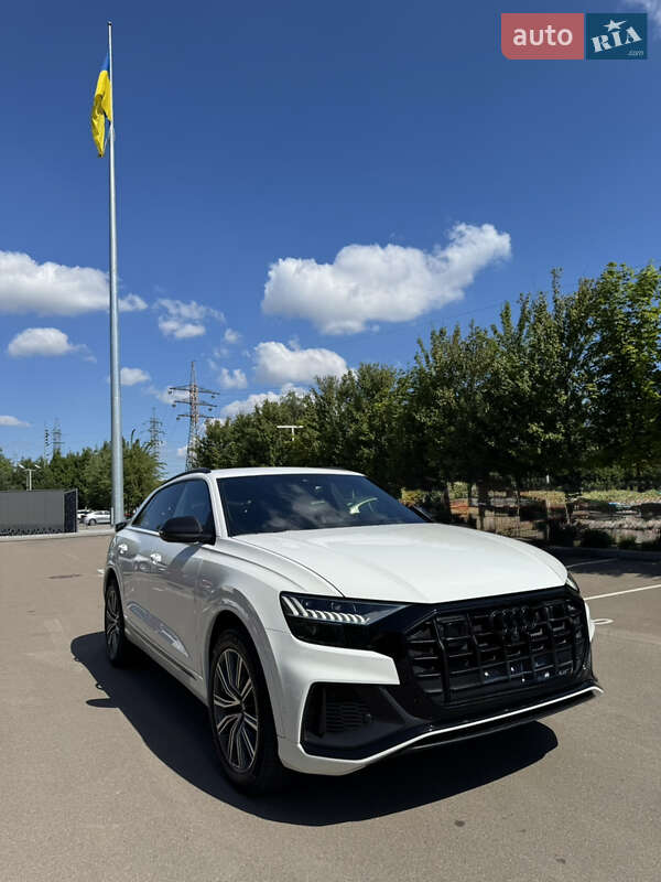 Внедорожник / Кроссовер Audi SQ8 2021 в Киеве