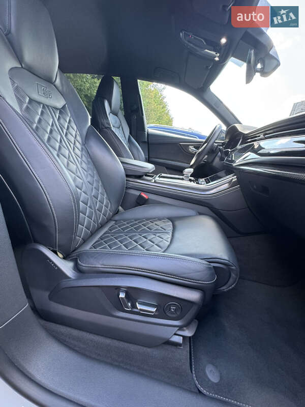 Внедорожник / Кроссовер Audi SQ8 2021 в Киеве