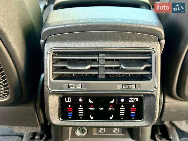 Внедорожник / Кроссовер Audi SQ8 2021 в Днепре фото 27 Внедорожник / Кроссовер Audi SQ8 2021 в Днепре