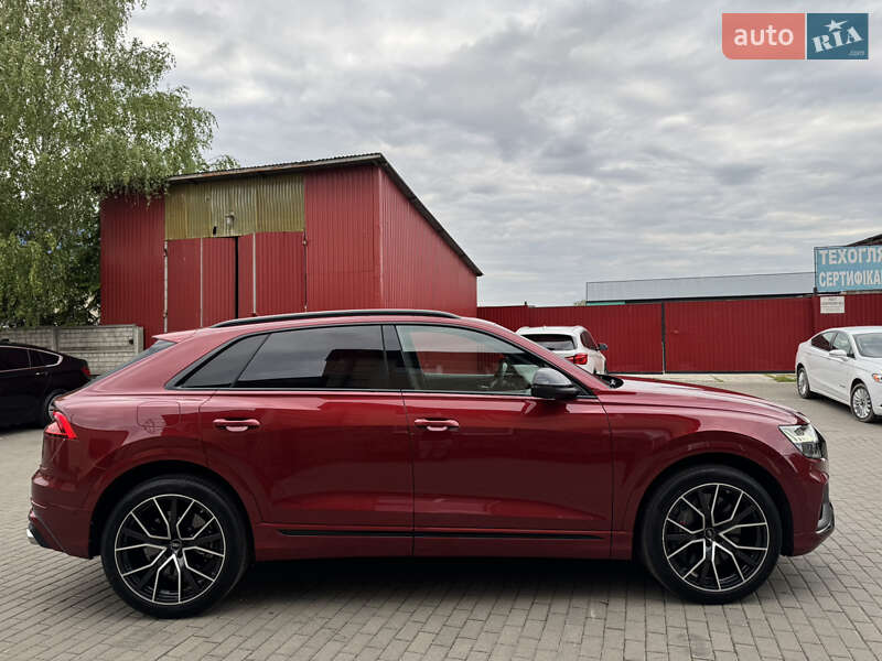 Внедорожник / Кроссовер Audi SQ8 2020 в Владимире