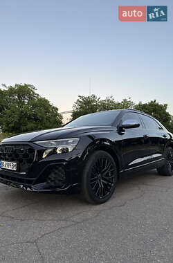 Внедорожник / Кроссовер Audi SQ8 2024 в 