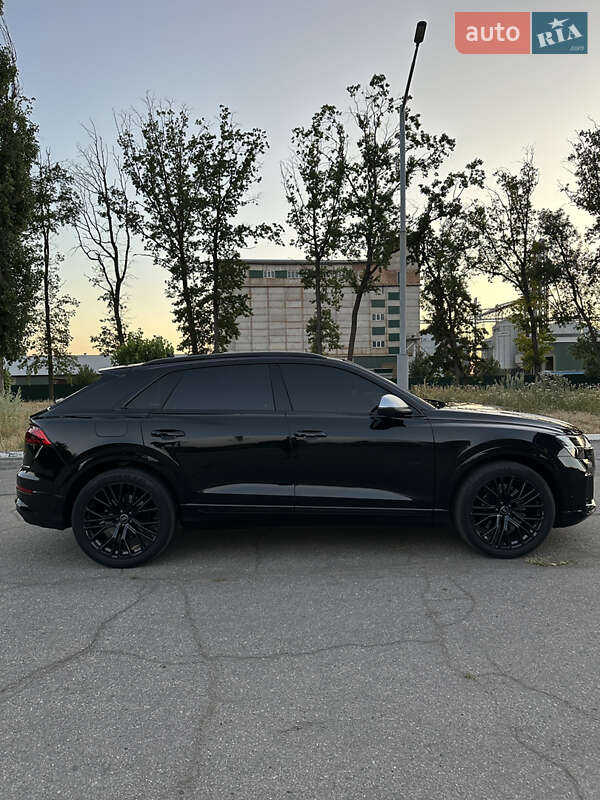 Внедорожник / Кроссовер Audi SQ8 2024 в Кропивницком
